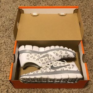 Womens Nike Free 5.0